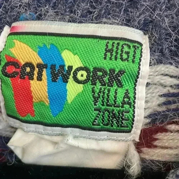 Vintage Knit Embroidery Sweater - Picture 2 of 3